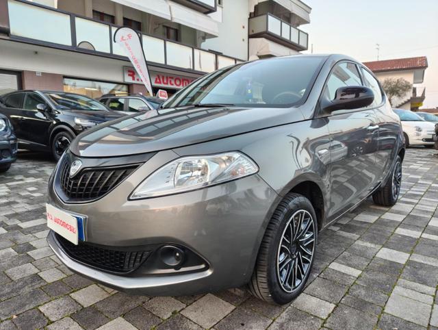 LANCIA Ypsilon usata, con ABS