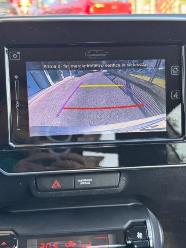 SUZUKI Ignis usata, con Sistema di navigazione