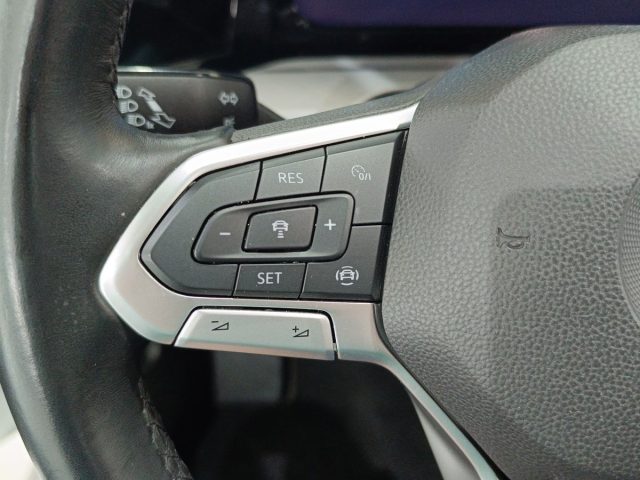 VOLKSWAGEN Golf usata, con Autoradio digitale