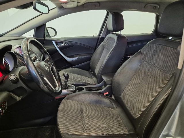 OPEL Astra usata, con Servosterzo