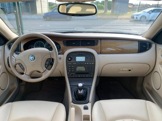 JAGUAR X-Type usata, con Cruise Control
