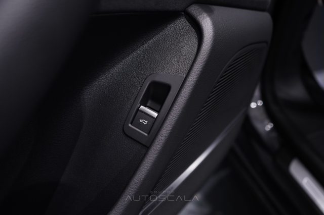 AUDI Q8 usata, con Controllo automatico clima
