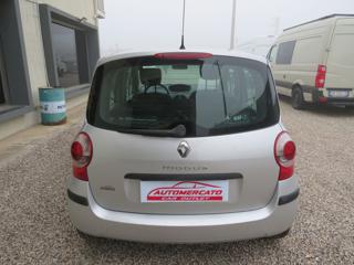 RENAULT Modus usata, con Chiusura centralizzata