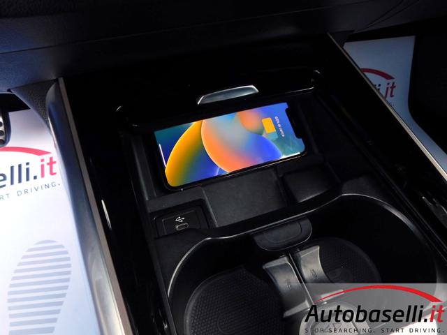 MERCEDES-BENZ GLA 200 usata, con Controllo automatico clima