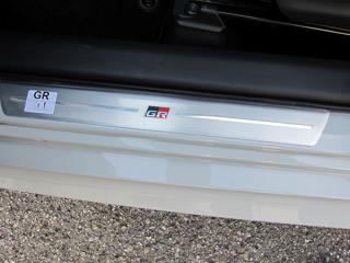 TOYOTA Yaris usata 39