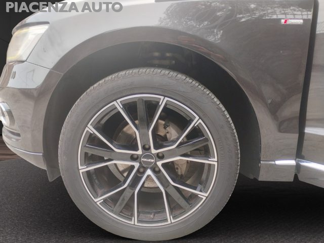 AUDI Q5 usata, con Lettore CD