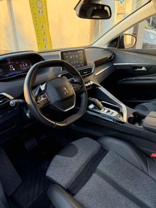 PEUGEOT 3008 usata, con Climatizzatore