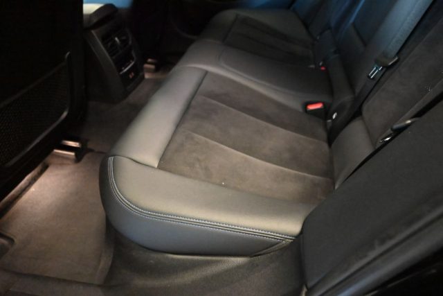 BMW 330 usata 129