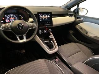 RENAULT Clio usata, con Controllo automatico clima