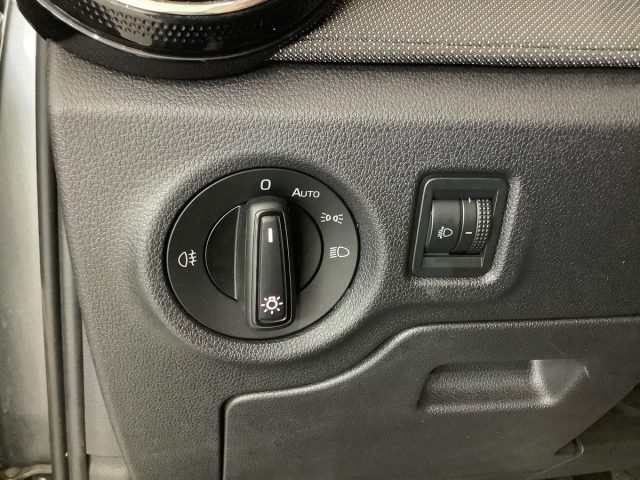 SKODA Fabia usata, con Specchietti laterali elettrici