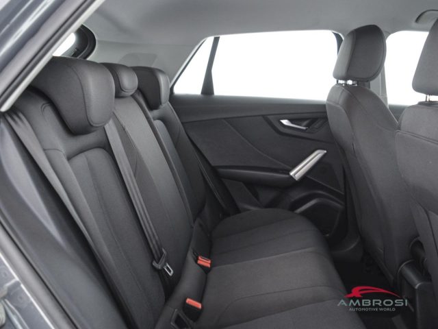 AUDI Q2 usata 10