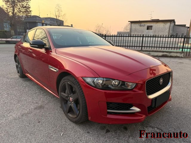 JAGUAR XE usata, con Airbag