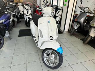 PIAGGIO Vespa 125 Primavera usata 1