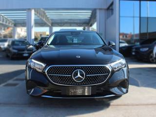 MERCEDES-BENZ E 220 usata, con Airbag