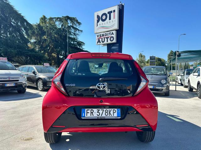 TOYOTA Aygo usata, con Cerchi in lega