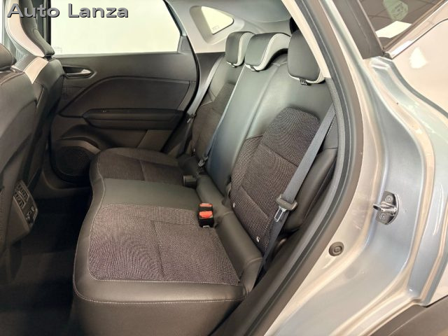 RENAULT Captur usata, con Autoradio