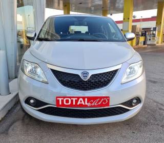 LANCIA Ypsilon usata, con Airbag