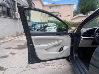 VOLKSWAGEN Golf usata 16