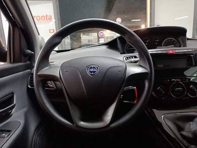 LANCIA Ypsilon usata, con Airbag testa