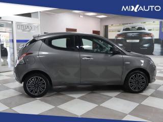 LANCIA Ypsilon usata, con Airbag laterali