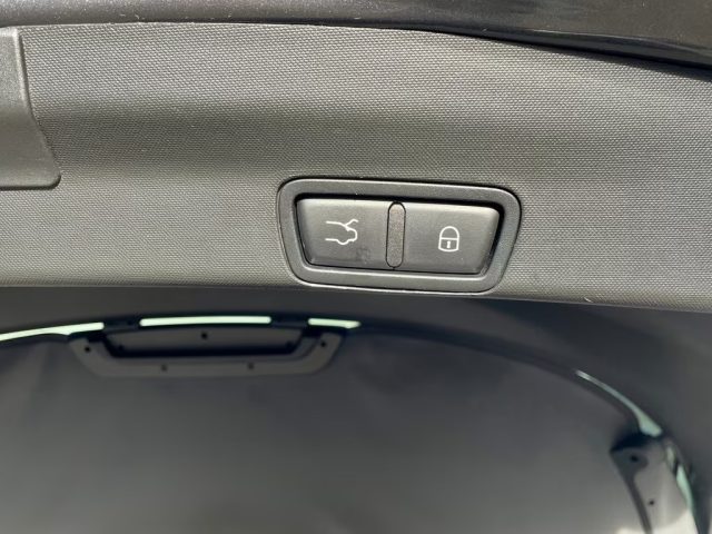 ALFA ROMEO Stelvio usata, con Luci diurne LED