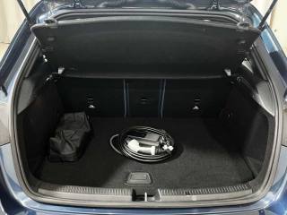 MERCEDES-BENZ A 250 usata, con Fari LED