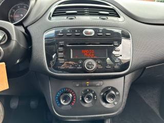 FIAT Punto usata, con USB