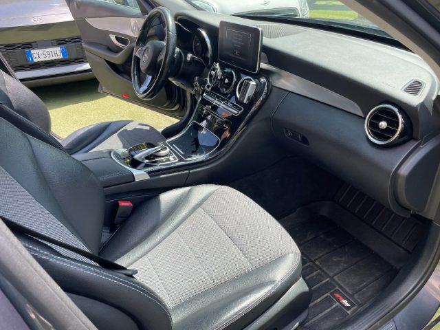 MERCEDES-BENZ C 220 usata, con Climatizzatore