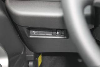 JEEP Avenger usata, con USB