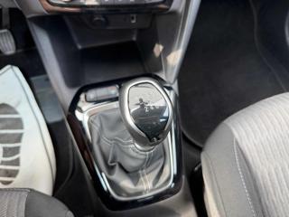OPEL Corsa usata, con USB