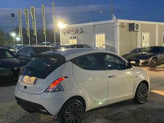 LANCIA Ypsilon usata, con Airbag testa