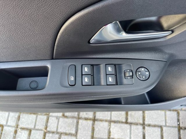 OPEL Corsa usata, con Servosterzo
