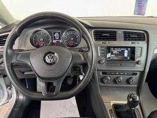 VOLKSWAGEN Golf usata, con Airbag testa