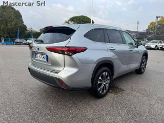 TOYOTA Highlander usata, con Autoradio