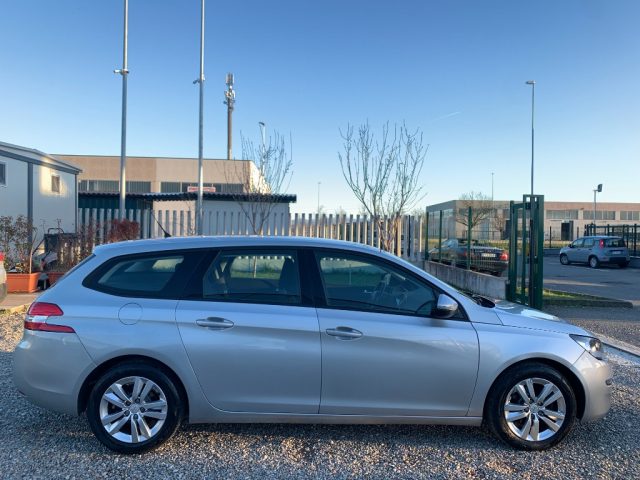 PEUGEOT 308 usata, con Airbag Passeggero