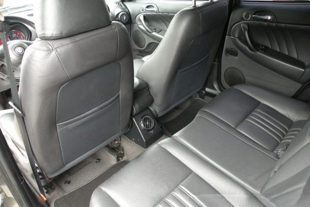 ALFA ROMEO 147 usata, con Alzacristalli elettrici