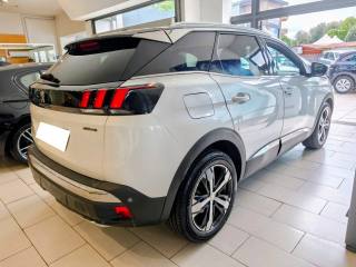 PEUGEOT 3008 usata, con Autoradio