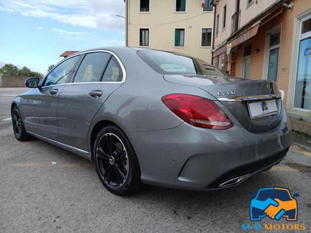 MERCEDES-BENZ C 220 usata, con Autoradio