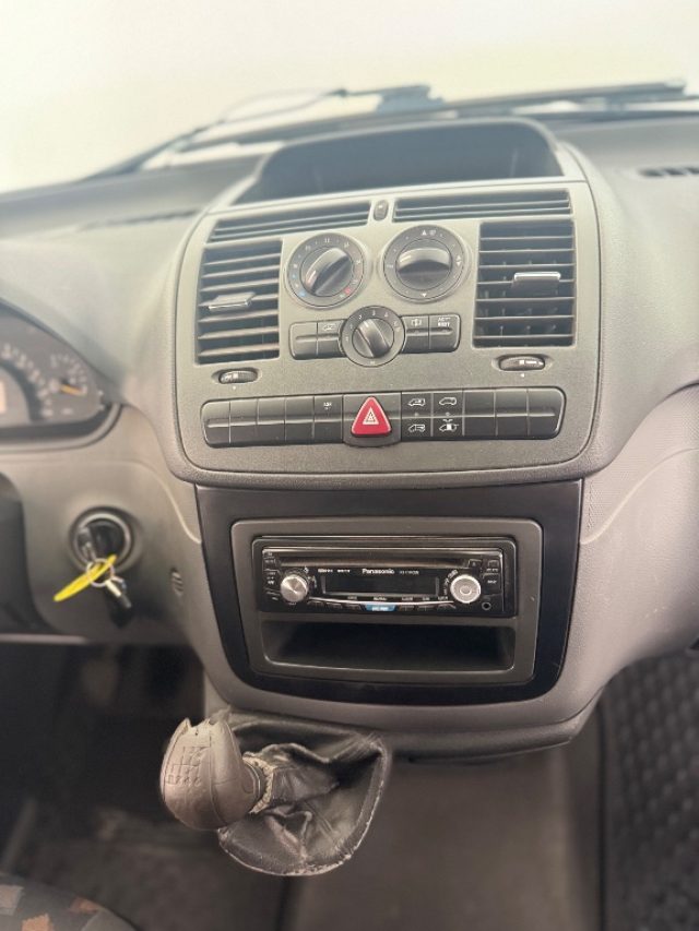 MERCEDES-BENZ Vito usata 12