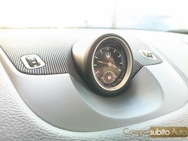 MASERATI Levante usata, con Fendinebbia