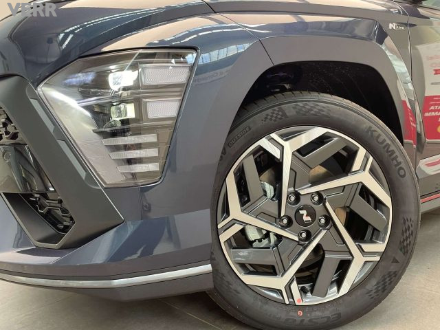 HYUNDAI Kona usata, con Volante in pelle