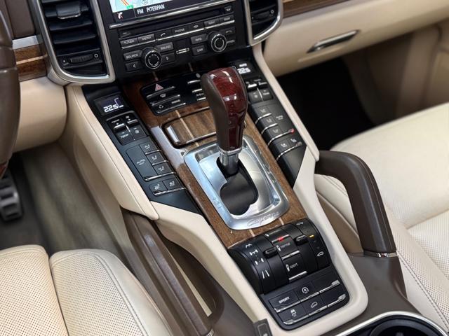 PORSCHE Cayenne usata, con Fari Xenon