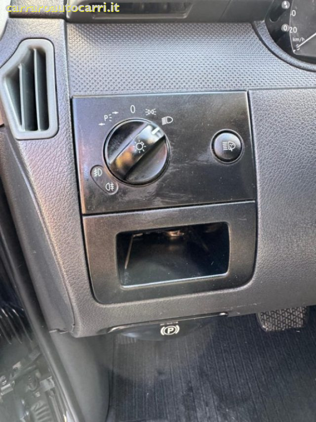 MERCEDES-BENZ Vito usata, con Bluetooth