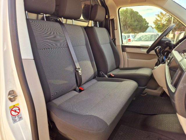 VOLKSWAGEN Transporter usata, con Bracciolo