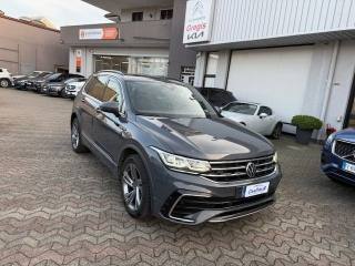 VOLKSWAGEN Tiguan usata, con Airbag laterali