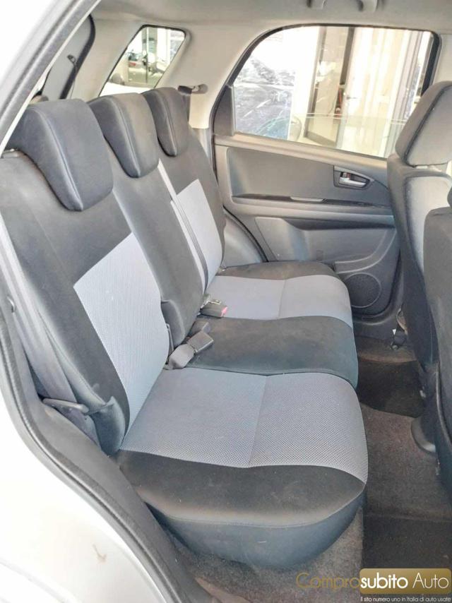 FIAT Sedici usata, con Servosterzo