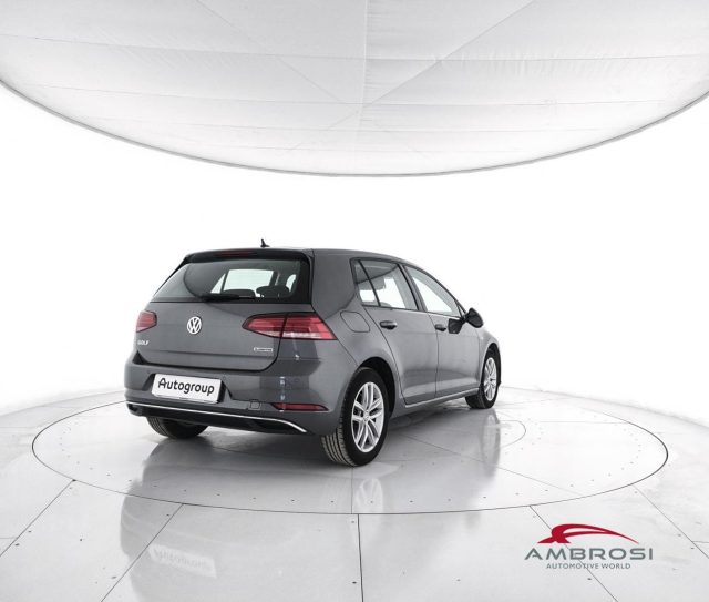 VOLKSWAGEN Golf usata 2