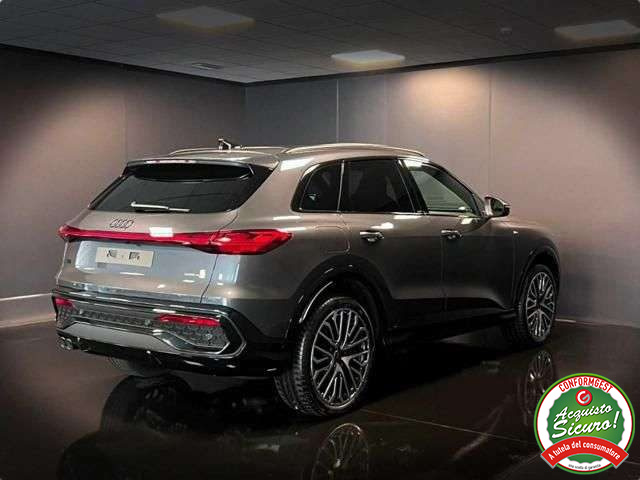 AUDI Q5 usata, con Autoradio