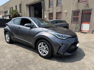 TOYOTA C-HR 1.8 Hybrid E-CVT Business