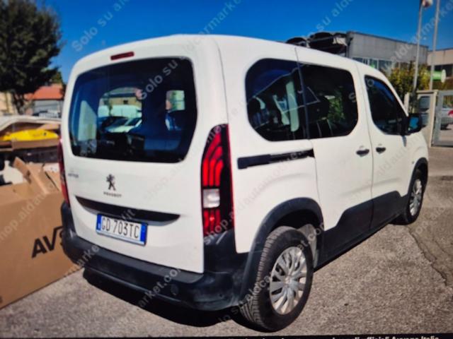 PEUGEOT Rifter usata, con Airbag
